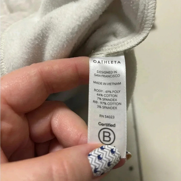 Athleta Triumph Long Hoodie Size XS Sweater Jacket Athleisure Outdoors Comfy - Picture 8 of 8